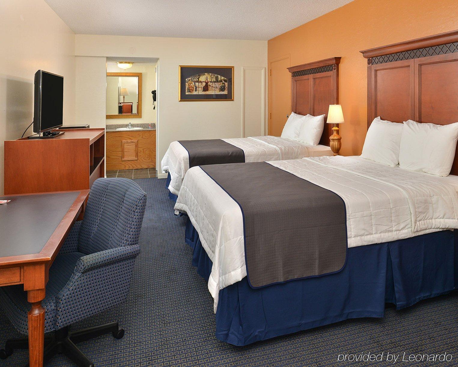 Rodeway Inn Saint Joseph Exterior foto